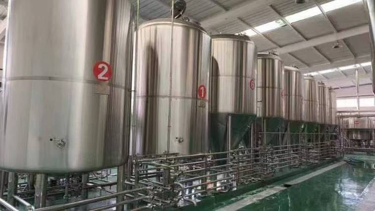 赤峰日产10吨精酿啤酒设备多少钱?2026年全套报价帮你算明白